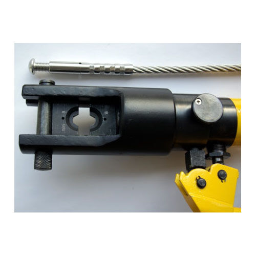 D-Terminal Hydraulik Handzange mit Presseinsatz 4mm / D40 Terminal-Spanner / Verleih D-Terminal Hydraulik Handzange mit Presseinsatz 4mm / D40 Terminal-Spanner / Verleih