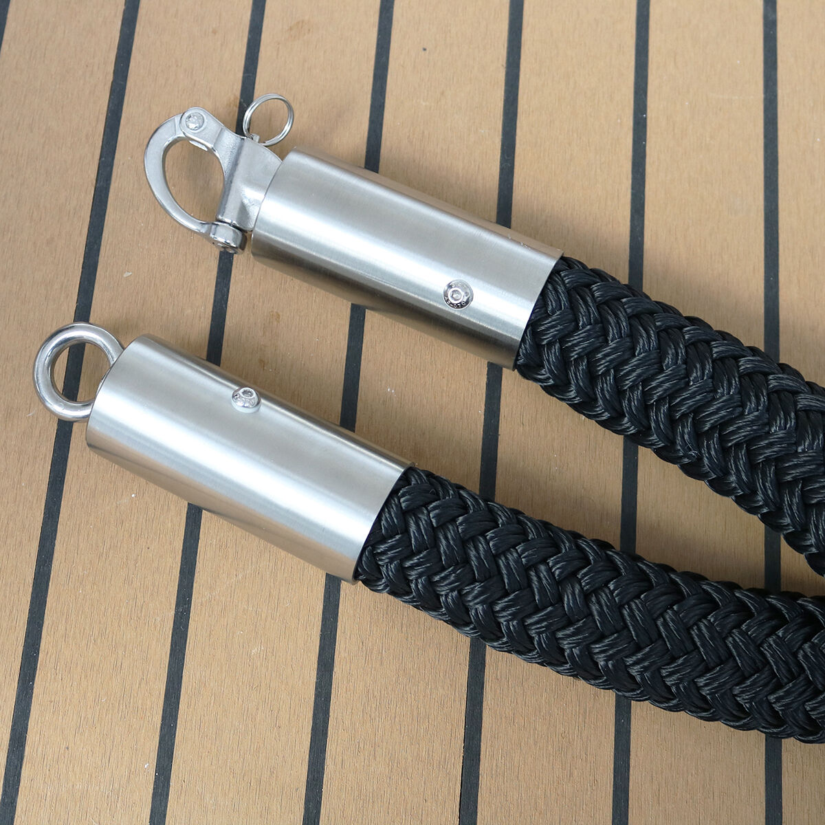 Absperrseil für PKW - Einfahrten aus 30mm Tauwerk Absperrseil für PKW - Einfahrten aus 30mm Tauwerk